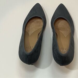 Naturalizer "Oden" Contour and Comfort Grey Suede Pump, size 7m